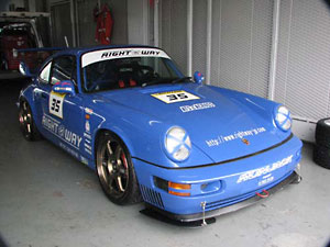 クラス優勝した＃35”チームライトウェイ964RS 92”号